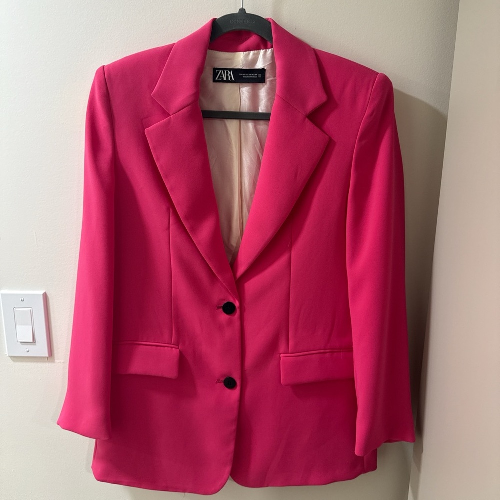 Zara Women's Vibrant Pink Blazer